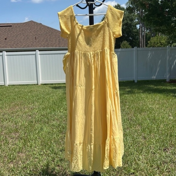 New Torrid tulip hem maxi dress - Picture 3 of 9